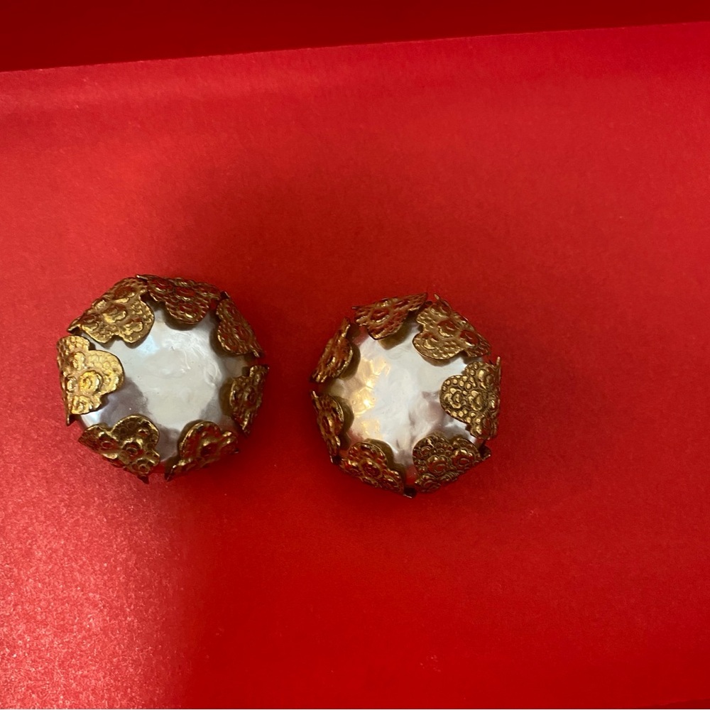 Haskell vintage large clip on earrings